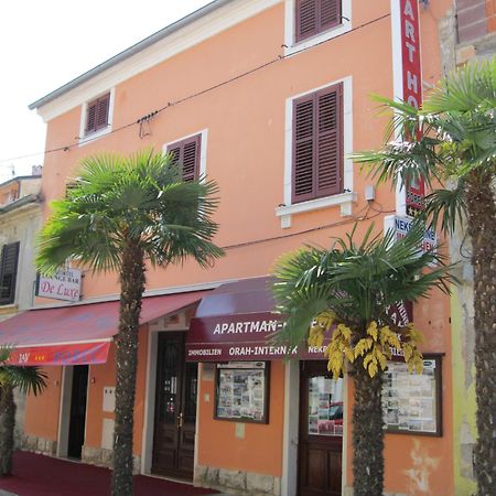 Apartments Lav Πόρετς Εξωτερικό φωτογραφία
