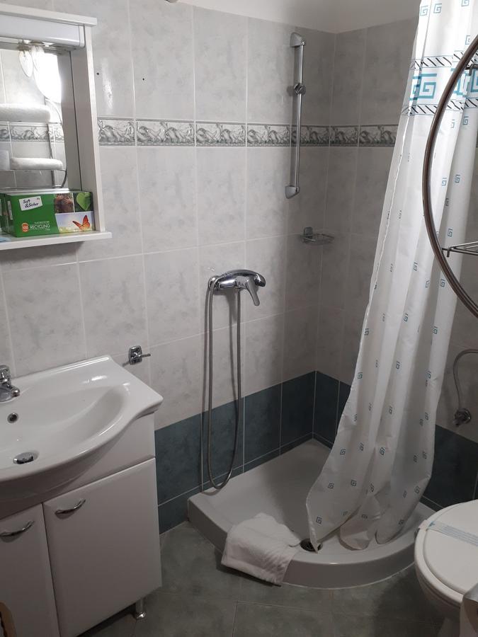 Apartments Lav Πόρετς Εξωτερικό φωτογραφία