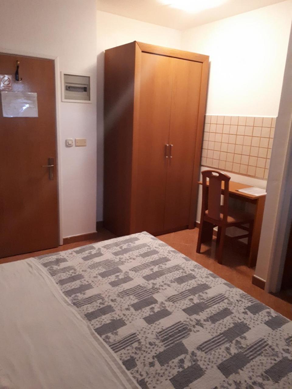 Apartments Lav Πόρετς Εξωτερικό φωτογραφία