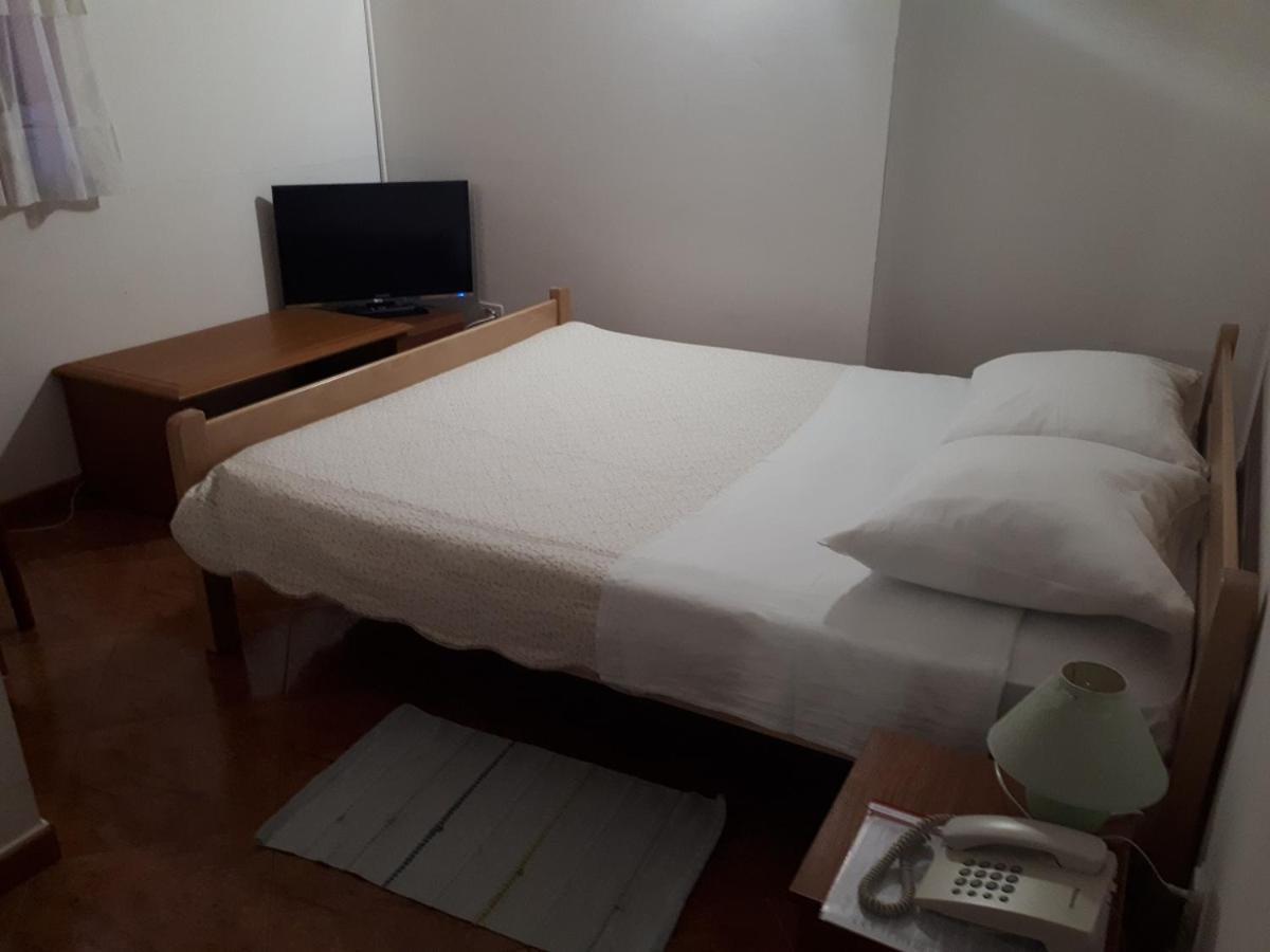 Apartments Lav Πόρετς Εξωτερικό φωτογραφία